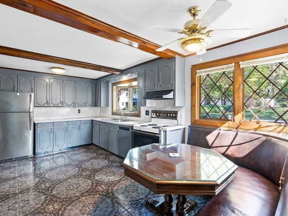 20 Silver St, Fitchburg MA 01420
