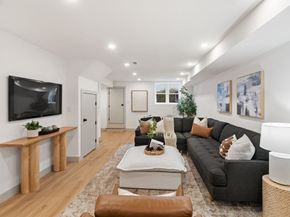 54 Oak St 54, Somerville MA 02143