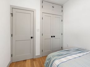 54 Oak St 54, Somerville MA 02143