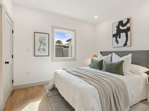 54 Oak St 54, Somerville MA 02143