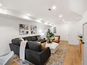 54 Oak St 54, Somerville MA 02143