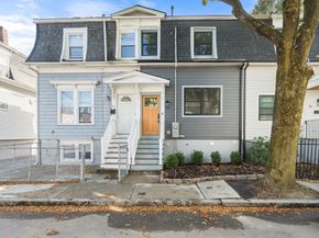 54 Oak St 54, Somerville MA 02143