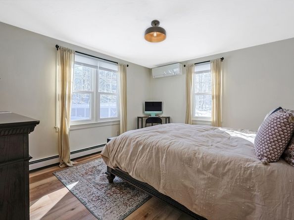 10 Eliab Latham Way, East Bridgewater MA 02333