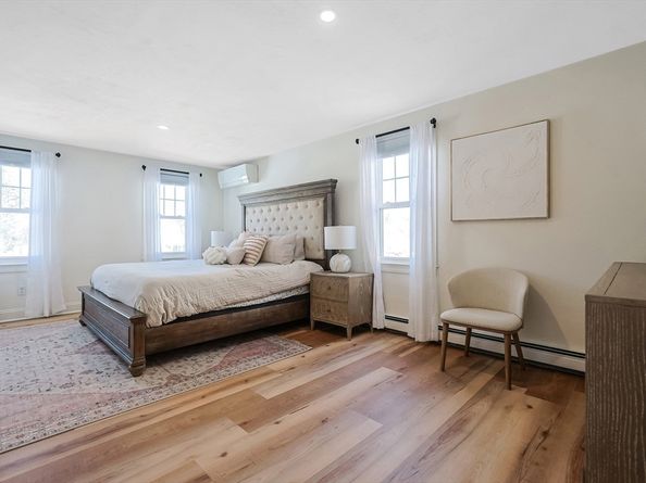 10 Eliab Latham Way, East Bridgewater MA 02333