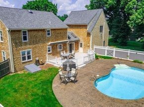 10 Eliab Latham Way, East Bridgewater MA 02333