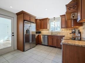 10 Eliab Latham Way, East Bridgewater MA 02333