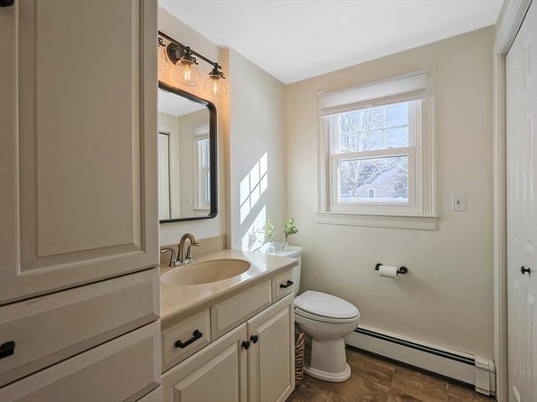 10 Eliab Latham Way, East Bridgewater MA 02333