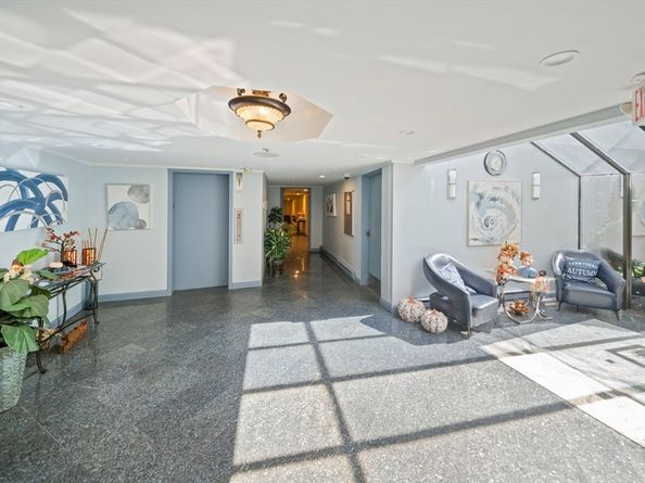 9 Broadway 305, Saugus MA 01906