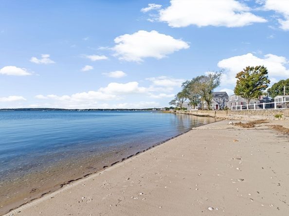 11 Turner Ave, Wareham MA 02571