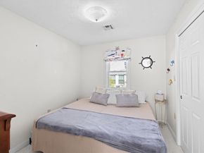 11 Turner Ave, Wareham MA 02571