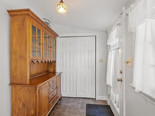 30 St. Ann's Ave, Peabody MA 01960