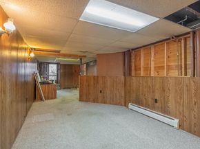 28 Alsada Dr, Worcester MA 01603