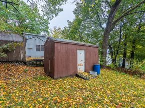 28 Alsada Dr, Worcester MA 01603