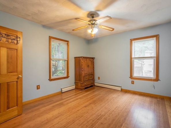 28 Alsada Dr, Worcester MA 01603