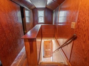 28 Alsada Dr, Worcester MA 01603