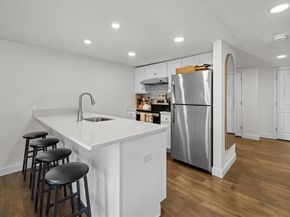 22 Chilton St 1, Plymouth MA 02360