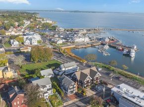 22 Chilton St 1, Plymouth MA 02360