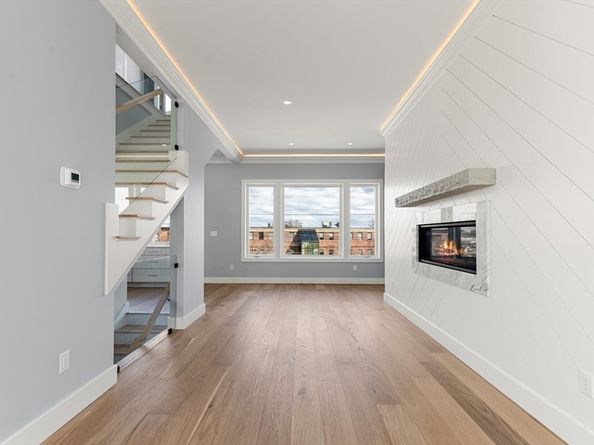 308 Newton Street 1C, Waltham MA 02453