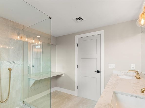 308 Newton Street 1C, Waltham MA 02453