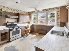 44 Braintree Ave, Quincy MA 02169