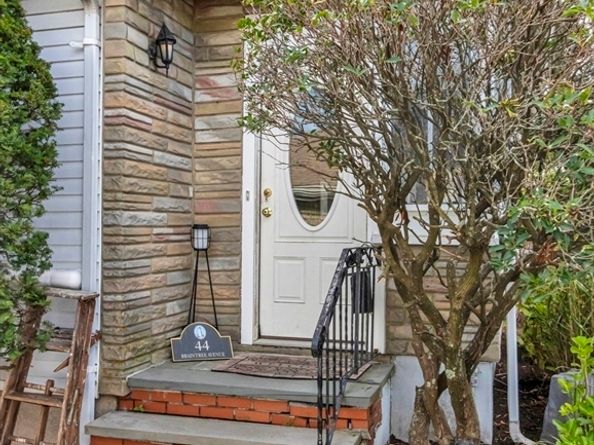 44 Braintree Ave, Quincy MA 02169