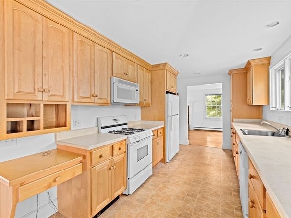 74 Abrams Hill Rd, Duxbury MA 02332