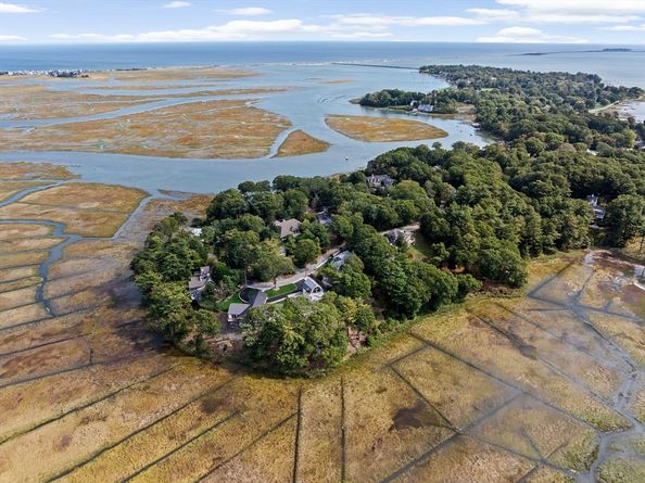 74 Abrams Hill Rd, Duxbury MA 02332