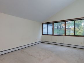 517 Tumbling Hawk 517, Acton MA 01720
