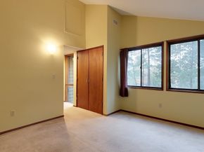 517 Tumbling Hawk 517, Acton MA 01720