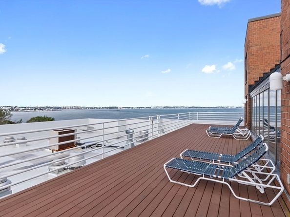 3 Seal Harbor Rd 133, Winthrop MA 02152