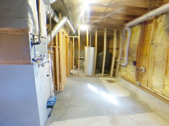 9 Mill St, North Reading MA 01864