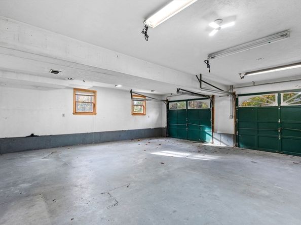 9 Mill St, North Reading MA 01864