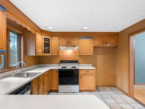 9 Mill St, North Reading MA 01864