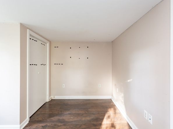 303 Middle St, Weymouth MA 02189