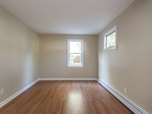303 Middle St, Weymouth MA 02189