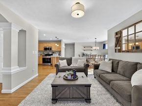 505 Hampton Way 505, Abington MA 02351