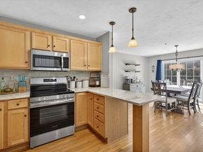 505 Hampton Way 505, Abington MA 02351