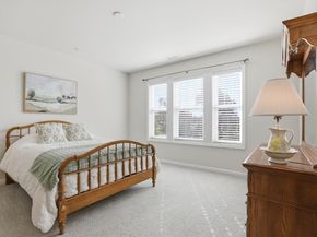 2 Francis Dr 213, Andover MA 01810