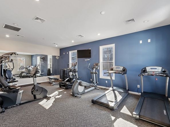 2 Francis Dr 213, Andover MA 01810