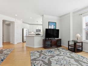 2 Francis Dr 213, Andover MA 01810
