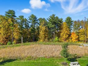 2 Francis Dr 213, Andover MA 01810