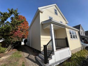 21 Brownville Ave, Ipswich MA 01938