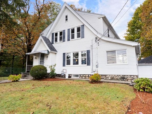 589 Sunderland Rd, Worcester MA 01604