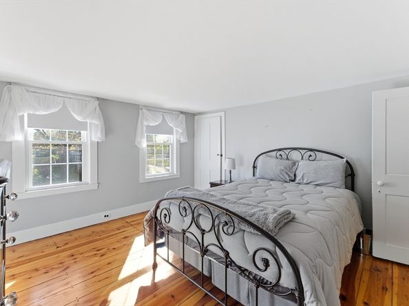 37 Central Street, West Brookfield MA 01585