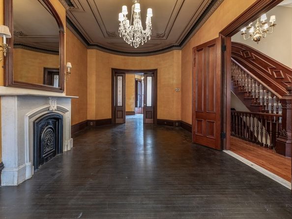 56 Rutland Square, Boston MA 02118