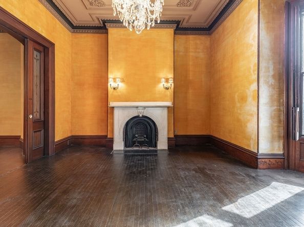 56 Rutland Square, Boston MA 02118