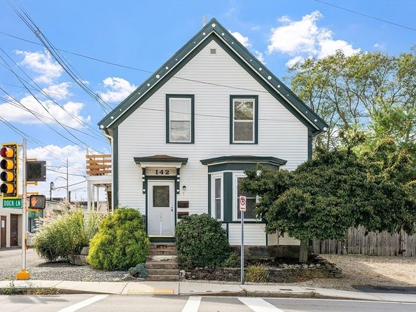 142 Elliott Street, Beverly MA 01915