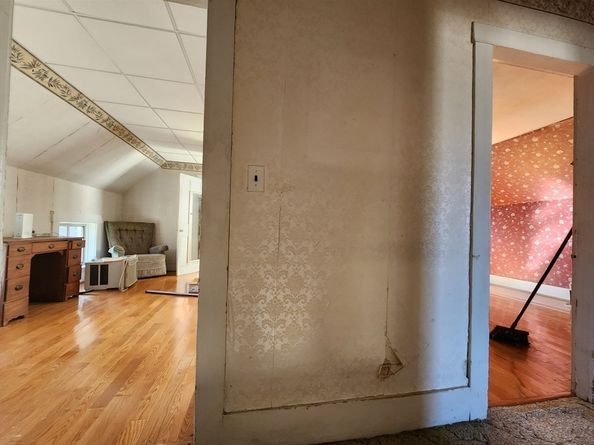 350 West Broadway, Gardner MA 01440
