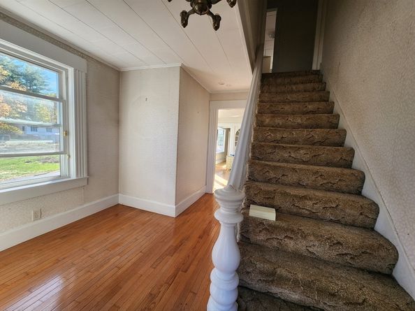 350 West Broadway, Gardner MA 01440