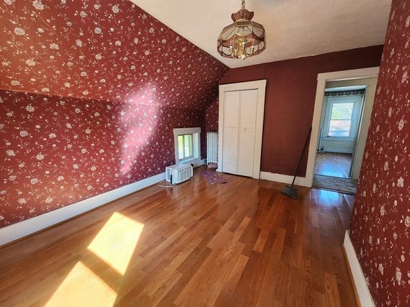 350 West Broadway, Gardner MA 01440